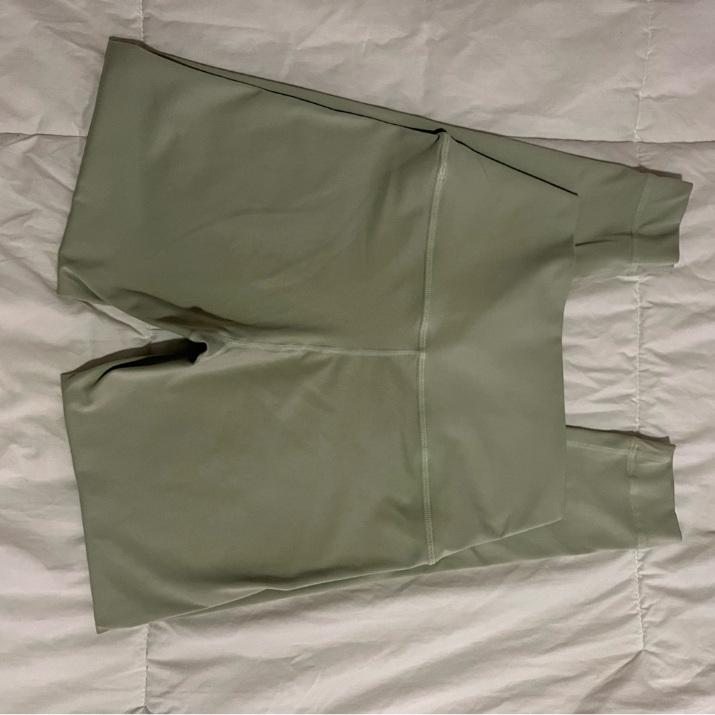 Set Active Pistacio Colored Luxform Leggings Size Medium